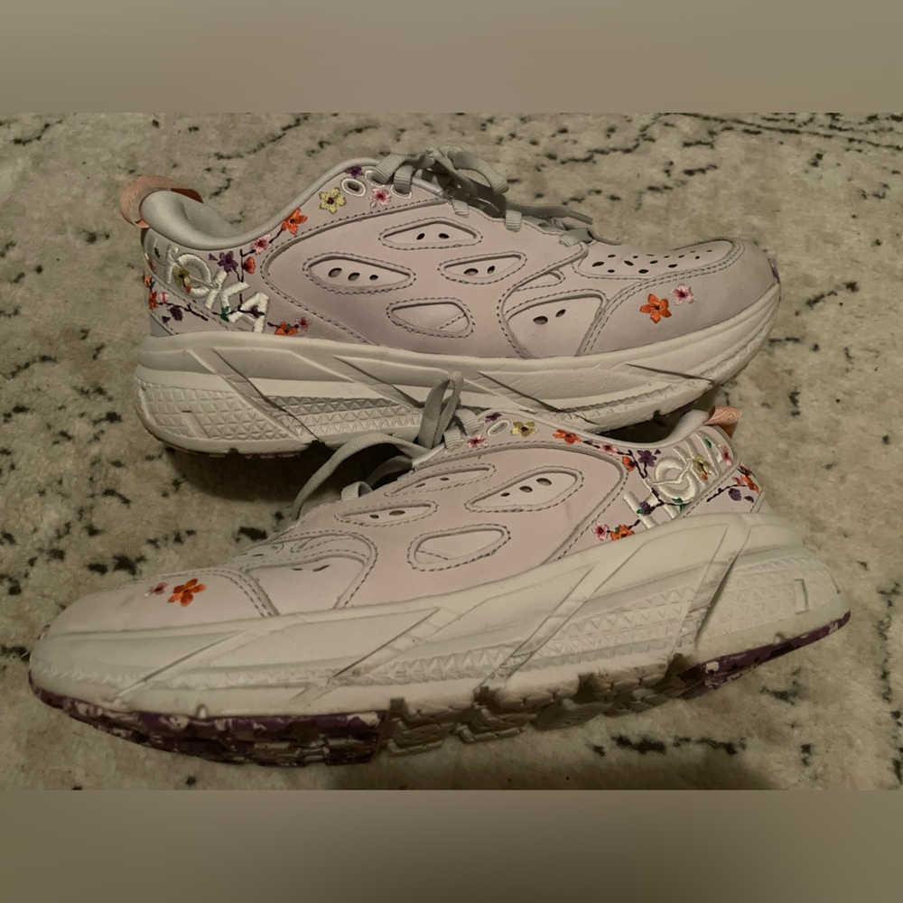 Embroidered hoka flowered sneakers size 8